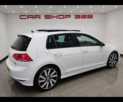 Volkswagen Golf 2.0 TDI BMT (150 PS) R LINE EDITION MANUAL ( EURO 6 ) S/S 5DR + NAV + PANORAMIC E/SU - 67