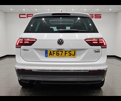 Volkswagen Tiguan 2.0 TDI SEL SUV 5dr Diesel DSG 4Motion Euro 6 (s/s) (150 ps) + NAV + VIRTUAL COCKP - 10