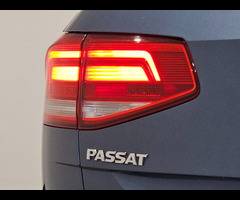 Volkswagen Passat 2.0 TDI SE Business Estate 5dr Diesel Manual Euro 6 (s/s) (150 ps) + NAV + E/HEATE - 61