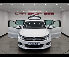 Volkswagen Tiguan 2.0 TDI (150 PS) BLUEMOTION TECH R-LINE 4MOTION 4WD EURO 6 (S/S) 5DR + NAV + PANOR - 29