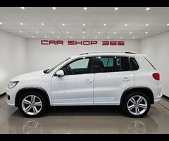 Volkswagen Tiguan 2.0 TDI (150 PS) BLUEMOTION TECH R-LINE 4MOTION 4WD EURO 6 (S/S) 5DR + NAV + PANOR - 41