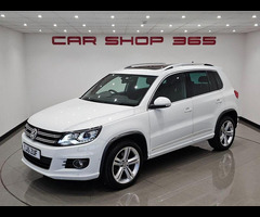 Volkswagen Tiguan 2.0 TDI (150 PS) BLUEMOTION TECH R-LINE 4MOTION 4WD EURO 6 (S/S) 5DR + NAV + PANOR - 43