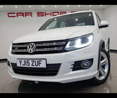 Volkswagen Tiguan 2.0 TDI (150 PS) BLUEMOTION TECH R-LINE 4MOTION 4WD EURO 6 (S/S) 5DR + NAV + PANOR - 52