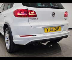 Volkswagen Tiguan 2.0 TDI (150 PS) BLUEMOTION TECH R-LINE 4MOTION 4WD EURO 6 (S/S) 5DR + NAV + PANOR - 67