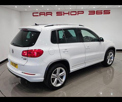 Volkswagen Tiguan 2.0 TDI (150 PS) BLUEMOTION TECH R-LINE 4MOTION 4WD EURO 6 (S/S) 5DR + NAV + PANOR - 71