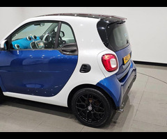 Smart Fortwo 1.0 Proxy (Premium) Coupe 2dr Petrol Manual Euro 6 (s/s) (71 ps) + NAV + 1/2 LEATHER SE - 37