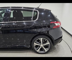 Peugeot 308 1.6 BlueHDi (120 ps) GT Line Euro 6 (s/s) 5Dr Hatchback + NAV + 1/2 LEATHERS + CRUISE + - 38