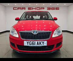 SKODA Fabia 1.2 12V SE (69 PS) EURO 5 5DR HATCHBACK + AIR CON + REVERSING CAMERA + 15 INCH ALLOYS - 12