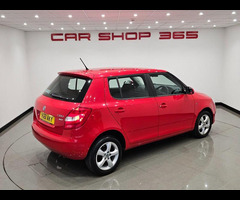 SKODA Fabia 1.2 12V SE (69 PS) EURO 5 5DR HATCHBACK + AIR CON + REVERSING CAMERA + 15 INCH ALLOYS - 55