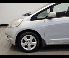 Honda Jazz 1.4 I-VTEC ES (100 PS) MANUAL 5DR + AIR CON - 38