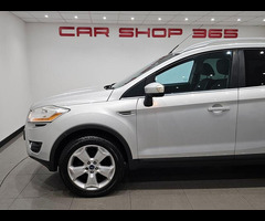 Ford Kuga 2.0 TDCI (136 PS) TITANIUM AWD 5DR + 1/2 LEATHER + CRUISE CONTROL + SONY RADIO-CD + PRIVAC - 40