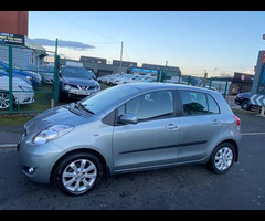 Toyota Yaris 1.4 D-4D T Spirit Euro 5 5dr - 21