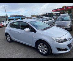 Vauxhall Astra 1.7 CDTi ecoFLEX Design Euro 5 (s/s) 5dr - 2