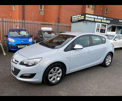 Vauxhall Astra 1.7 CDTi ecoFLEX Design Euro 5 (s/s) 5dr - 5