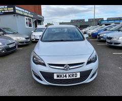 Vauxhall Astra 1.7 CDTi ecoFLEX Design Euro 5 (s/s) 5dr - 13