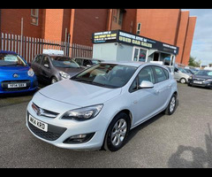 Vauxhall Astra 1.7 CDTi ecoFLEX Design Euro 5 (s/s) 5dr - 32