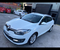 Renault Megane 1.5 dCi ENERGY Dynamique TomTom Sport Tourer Euro 5 (s/s) 5dr - 31