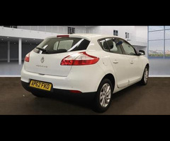 Renault Megane 1.5 dCi Dynamique TomTom EDC Euro 5 5dr - 3