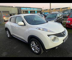 Nissan Juke 1.6 Acenta Premium Euro 5 (s/s) 5dr - 18