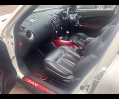 Nissan Juke 1.6 DIG-T Tekna Euro 5 5dr - 9