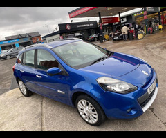 Renault Clio 1.5 dCi Dynamique TomTom Sport Tourer Euro 5 5dr - 4