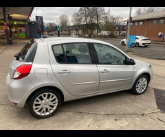 Renault Clio 1.5 dCi Dynamique TomTom Euro 4 5dr - 8