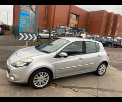 Renault Clio 1.5 dCi Dynamique TomTom Euro 4 5dr - 14