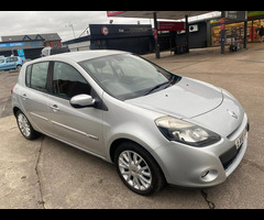 Renault Clio 1.5 dCi Dynamique TomTom Euro 4 5dr - 16