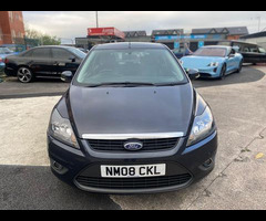 Ford Focus 1.6 Zetec 5dr - 2