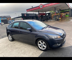 Ford Focus 1.6 Zetec 5dr - 7