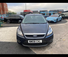 Ford Focus 1.6 Zetec 5dr - 12