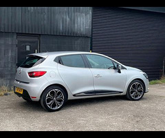 Renault Clio 0.9 TCe Iconic Euro 6 (s/s) 5dr - 17