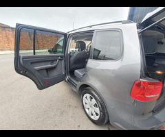 Volkswagen Touran 1.4 TSI SE DSG Euro 5 5dr - 32