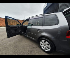 Volkswagen Touran 1.4 TSI SE DSG Euro 5 5dr - 37