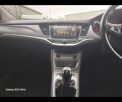 Vauxhall Astra 1.4i Tech Line Nav Euro 6 5dr - 34