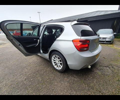 BMW 1 Series 2.0 120d SE Auto Euro 5 (s/s) 5dr - 29