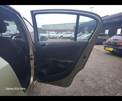 Vauxhall Corsa 1.4i 16v Club 5dr - 41