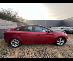 Ford Mondeo 2.0 Zetec 5dr - 4