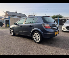 Vauxhall Astra 1.6i 16v Design 5dr - 4