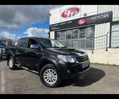 Toyota Hi-lux 3.0 D-4D Invincible Pickup Double Cab 4dr Diesel Manual 4WD Euro 5 (171 ps)