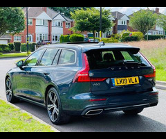 Volvo V60 2.0 T5 Inscription Pro Auto Euro 6 (s/s) 5dr - 32