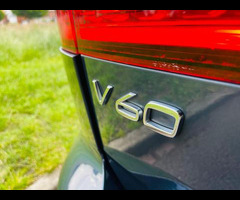 Volvo V60 2.0 T5 Inscription Pro Auto Euro 6 (s/s) 5dr - 53