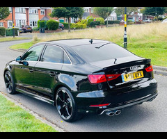 Audi A3 2.0 TDI S line S Tronic Euro 6 (s/s) 4dr (Nav) - 10