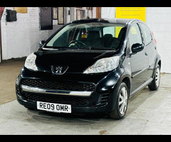 Peugeot 107 1.0 12V Urban 2 Tronic Euro 4 5dr - 4