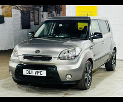 KIA Soul 1.6 CRDi Tempest Auto Euro 4 5dr - 4