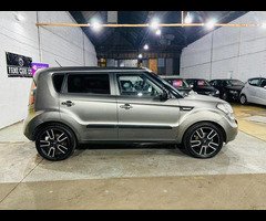 KIA Soul 1.6 CRDi Tempest Auto Euro 4 5dr - 9