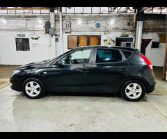 Hyundai i30 1.6 Comfort Auto Euro 4 5dr - 11