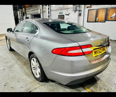 Jaguar XF 2.2d Luxury Auto Euro 5 (s/s) 4dr - 7