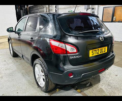 Nissan Qashqai 1.5 dCi Acenta 2WD Euro 5 5dr - 8