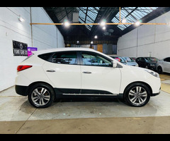 Hyundai ix35 2.0 CRDi Premium Auto 4WD Euro 5 5dr - 10